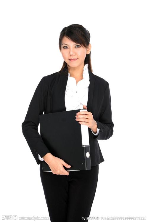 周鹏娟 视觉与舞美负责人